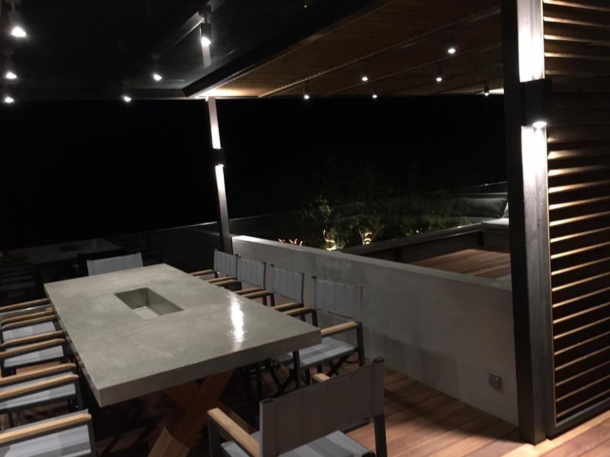 Windsurfing Seaside Apartment Artemida Ngoại thất bức ảnh